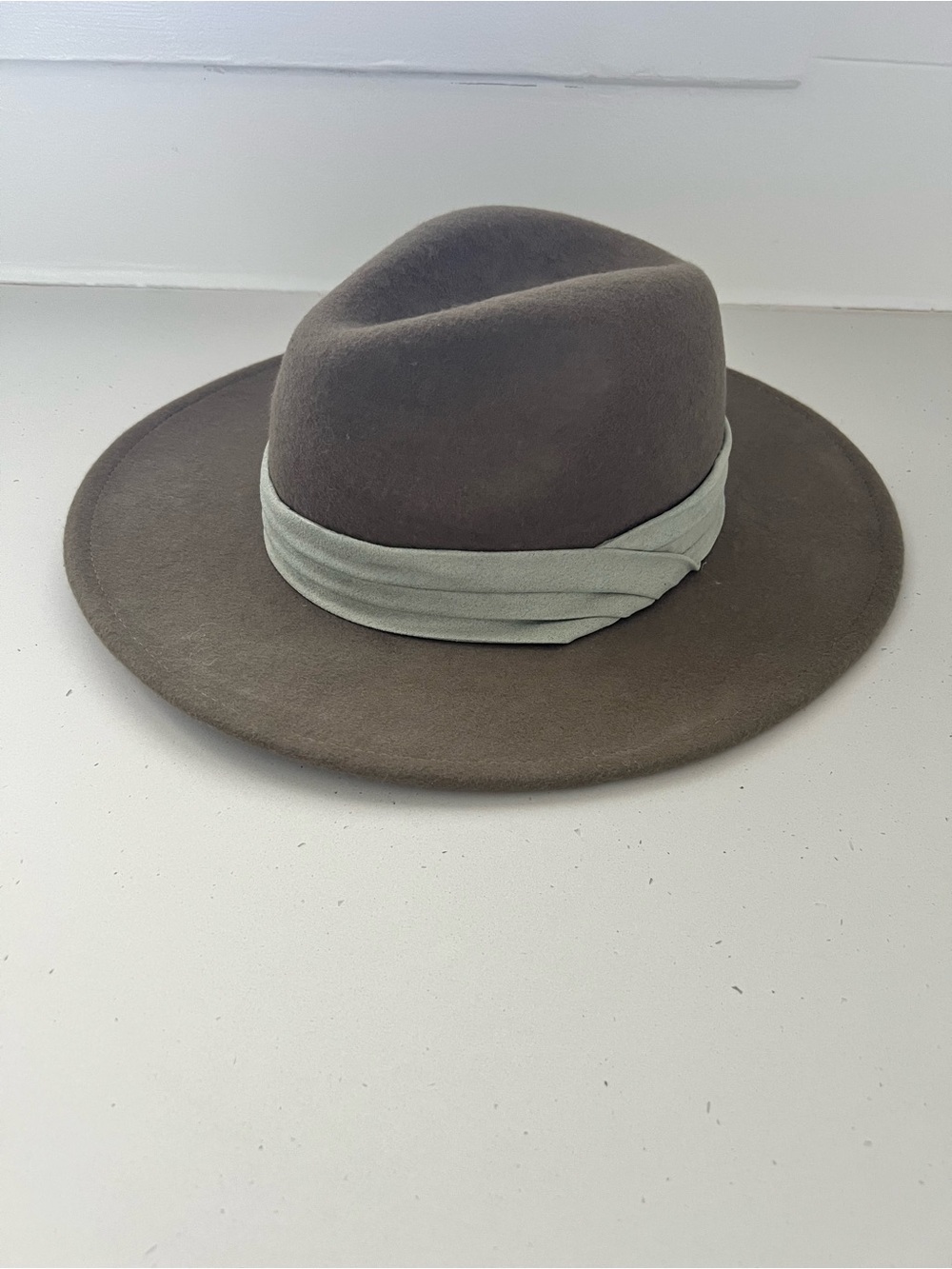 100% Wool Wide Brim Fedora Hat – Taupe green with Band – One Size